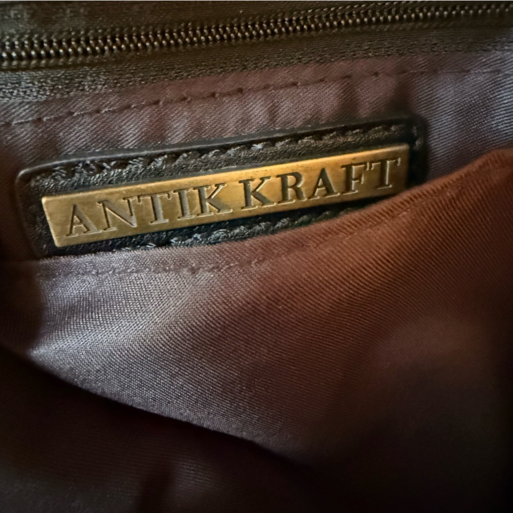 Antik Kraft View 3